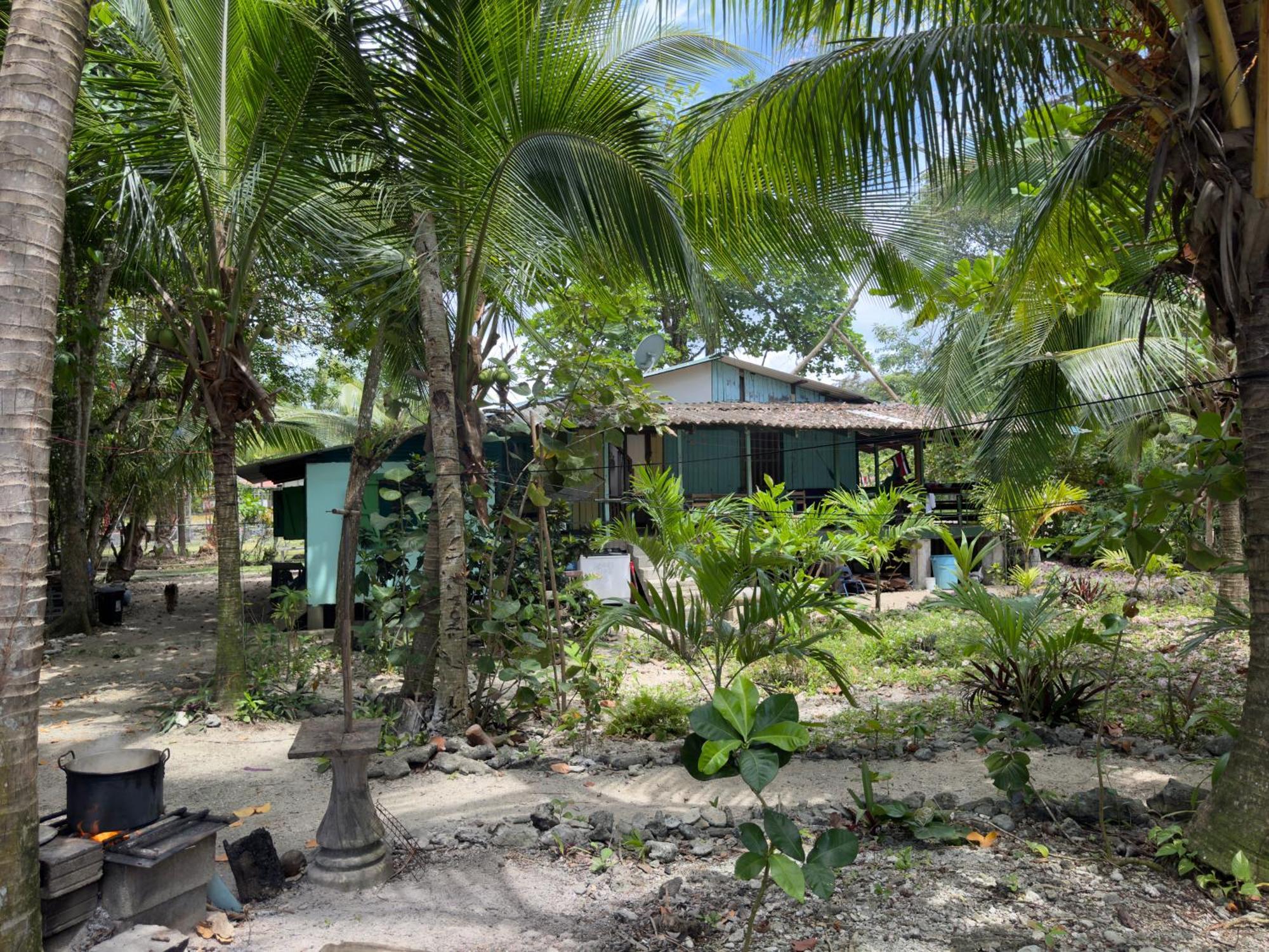 Casa Mamre Cahuita Exterior foto
